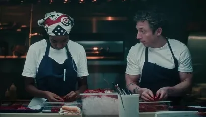 Кадры из сериала Медведь (2022)